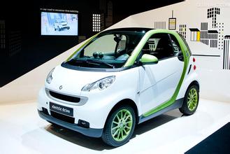 電動汽車應(yīng)轉(zhuǎn)向政策與市場雙驅(qū)動